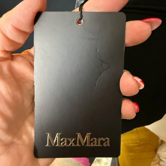 MaxMara Elegant Black Double-Breasted Blazer - Picture 11 of 11